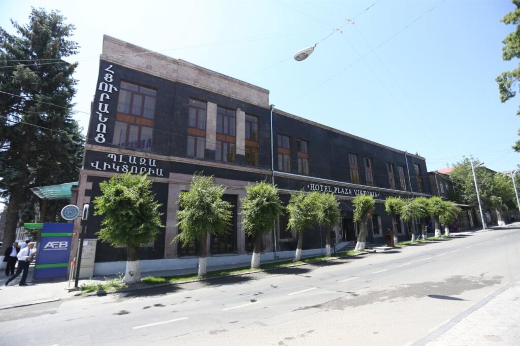 Viktoria Hotel Plaza