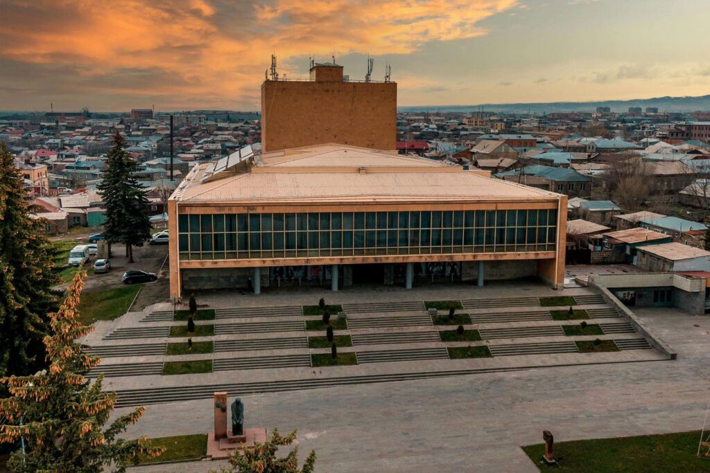 Dramatic Theatre
