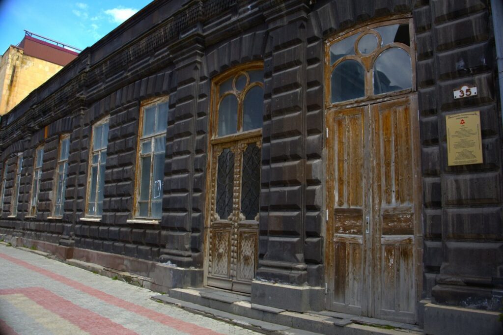 The public bathhouses of Gyumri