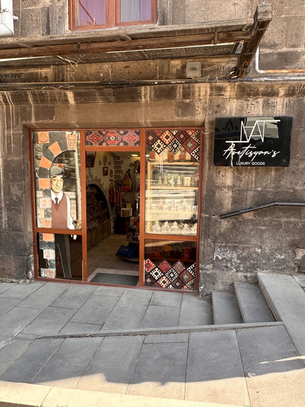 Avetisyan's Luxury Goods