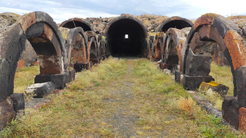 Jrapi Caravanserai